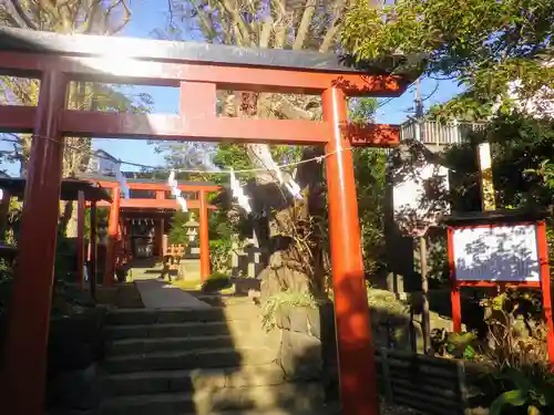 由比若宮（元鶴岡八幡宮）の鳥居