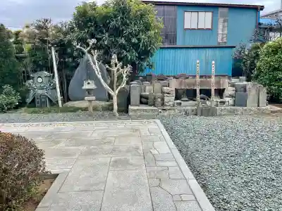 玉蔵院の{uncategorized: "未分類", other: "その他", undefined: "問題あり", building: "その他建物", grave: "お墓", sacred_gate: "鳥居", guardian: "狛犬", statue: "像", buddha: "仏像", history: "歴史", nature: "自然", garden: "庭園", animal: "動物", pagoda: "塔", temizu: "手水舎", mountain_gate: "山門・神門", sanctuary: "本殿・本堂", subordinate: "末社・摂社", art: "芸術", scenery: "景色", jizo: "地蔵", ema: "絵馬", goshuin: "御朱印", omikuji: "おみくじ", items: "授与品その他", amulet: "お守り", goshuincho: "御朱印帳", eats: "食事", festival: "お祭り", votive_dance: "神楽", shichigosan: "七五三参", wedding: "結婚式", experience: "体験その他", initially: "初詣", around: "周辺", anti_infection: "感染症対策"}