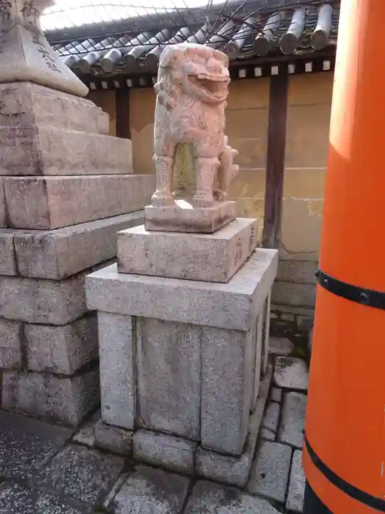 下御霊神社の狛犬