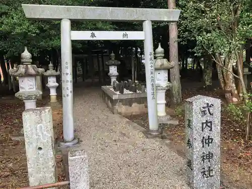 仲神社の鳥居