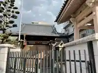 專稱寺の本殿・本堂