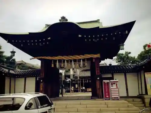 射楯兵主神社の山門