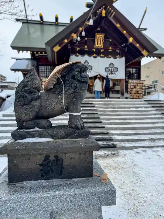 札幌諏訪神社の狛犬