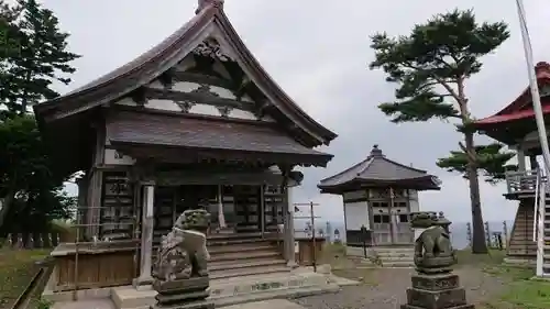 義経寺の本殿