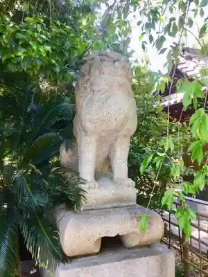 伊奴神社の狛犬