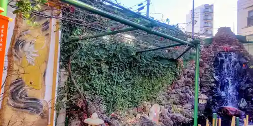 吉原弁財天本宮（吉原神社奥宮）(東京都)