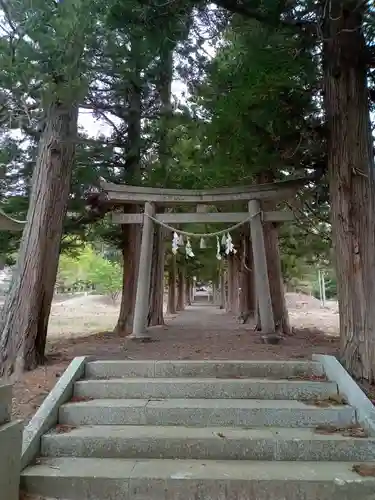 山津見神社の鳥居