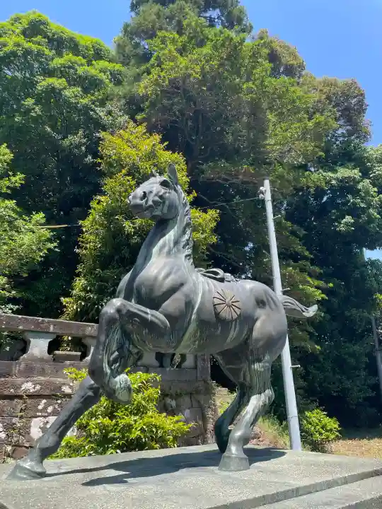 阿蘇神社の{uncategorized: "未分類", other: "その他", undefined: "問題あり", building: "その他建物", grave: "お墓", sacred_gate: "鳥居", guardian: "狛犬", statue: "像", buddha: "仏像", history: "歴史", nature: "自然", garden: "庭園", animal: "動物", pagoda: "塔", temizu: "手水舎", mountain_gate: "山門・神門", sanctuary: "本殿・本堂", subordinate: "末社・摂社", art: "芸術", scenery: "景色", jizo: "地蔵", ema: "絵馬", goshuin: "御朱印", omikuji: "おみくじ", items: "授与品その他", amulet: "お守り", goshuincho: "御朱印帳", eats: "食事", festival: "お祭り", votive_dance: "神楽", shichigosan: "七五三参", wedding: "結婚式", experience: "体験その他", initially: "初詣", around: "周辺", anti_infection: "感染症対策"}