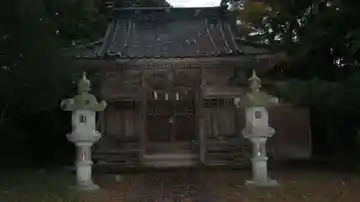 諏訪神社の本殿・本堂