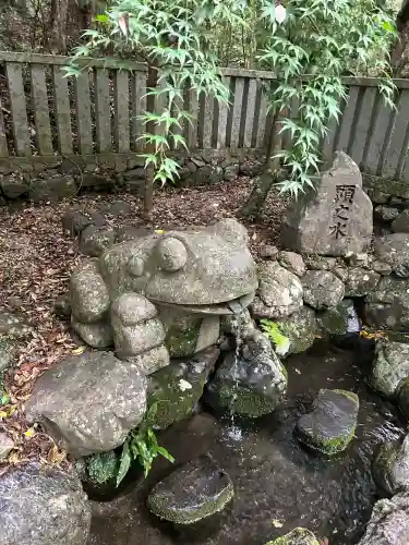 頭之宮四方神社の{uncategorized: "未分類", other: "その他", undefined: "問題あり", building: "その他建物", grave: "お墓", sacred_gate: "鳥居", guardian: "狛犬", statue: "像", buddha: "仏像", history: "歴史", nature: "自然", garden: "庭園", animal: "動物", pagoda: "塔", temizu: "手水舎", mountain_gate: "山門・神門", sanctuary: "本殿・本堂", subordinate: "末社・摂社", art: "芸術", scenery: "景色", jizo: "地蔵", ema: "絵馬", goshuin: "御朱印", omikuji: "おみくじ", items: "授与品その他", amulet: "お守り", goshuincho: "御朱印帳", eats: "食事", festival: "お祭り", votive_dance: "神楽", shichigosan: "七五三参", wedding: "結婚式", experience: "体験その他", initially: "初詣", around: "周辺", anti_infection: "感染症対策"}