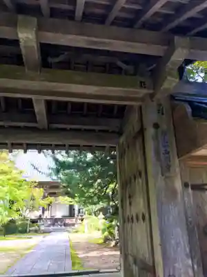 西明寺の山門・神門