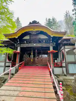 成田山安養寺の{uncategorized: "未分類", other: "その他", undefined: "問題あり", building: "その他建物", grave: "お墓", sacred_gate: "鳥居", guardian: "狛犬", statue: "像", buddha: "仏像", history: "歴史", nature: "自然", garden: "庭園", animal: "動物", pagoda: "塔", temizu: "手水舎", mountain_gate: "山門・神門", sanctuary: "本殿・本堂", subordinate: "末社・摂社", art: "芸術", scenery: "景色", jizo: "地蔵", ema: "絵馬", goshuin: "御朱印", omikuji: "おみくじ", items: "授与品その他", amulet: "お守り", goshuincho: "御朱印帳", eats: "食事", festival: "お祭り", votive_dance: "神楽", shichigosan: "七五三参", wedding: "結婚式", experience: "体験その他", initially: "初詣", around: "周辺", anti_infection: "感染症対策"}