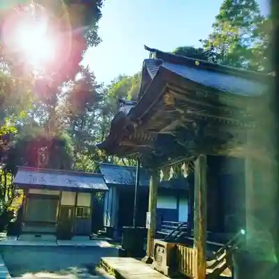 諏訪神社の本殿・本堂