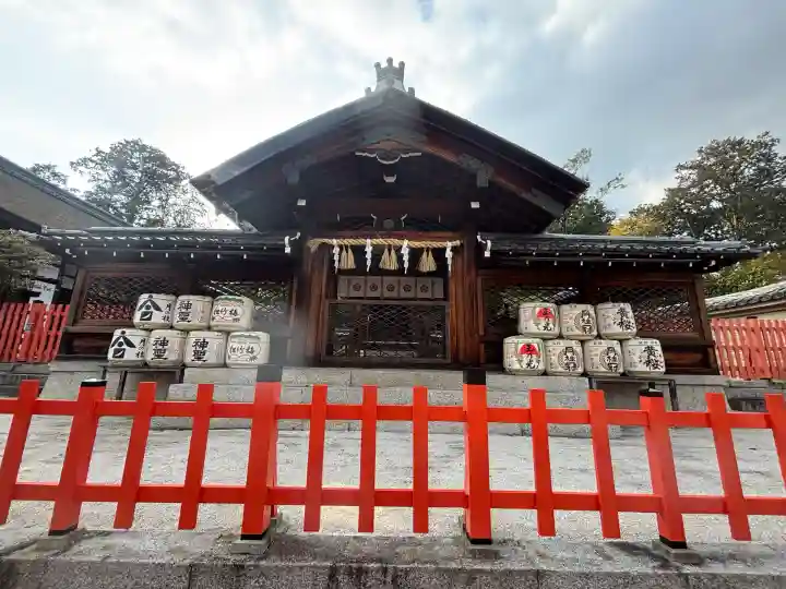 建勲神社の{uncategorized: "未分類", other: "その他", undefined: "問題あり", building: "その他建物", grave: "お墓", sacred_gate: "鳥居", guardian: "狛犬", statue: "像", buddha: "仏像", history: "歴史", nature: "自然", garden: "庭園", animal: "動物", pagoda: "塔", temizu: "手水舎", mountain_gate: "山門・神門", sanctuary: "本殿・本堂", subordinate: "末社・摂社", art: "芸術", scenery: "景色", jizo: "地蔵", ema: "絵馬", goshuin: "御朱印", omikuji: "おみくじ", items: "授与品その他", amulet: "お守り", goshuincho: "御朱印帳", eats: "食事", festival: "お祭り", votive_dance: "神楽", shichigosan: "七五三参", wedding: "結婚式", experience: "体験その他", initially: "初詣", around: "周辺", anti_infection: "感染症対策"}