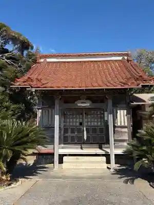 新御堂の{uncategorized: "未分類", other: "その他", undefined: "問題あり", building: "その他建物", grave: "お墓", sacred_gate: "鳥居", guardian: "狛犬", statue: "像", buddha: "仏像", history: "歴史", nature: "自然", garden: "庭園", animal: "動物", pagoda: "塔", temizu: "手水舎", mountain_gate: "山門・神門", sanctuary: "本殿・本堂", subordinate: "末社・摂社", art: "芸術", scenery: "景色", jizo: "地蔵", ema: "絵馬", goshuin: "御朱印", omikuji: "おみくじ", items: "授与品その他", amulet: "お守り", goshuincho: "御朱印帳", eats: "食事", festival: "お祭り", votive_dance: "神楽", shichigosan: "七五三参", wedding: "結婚式", experience: "体験その他", initially: "初詣", around: "周辺", anti_infection: "感染症対策"}