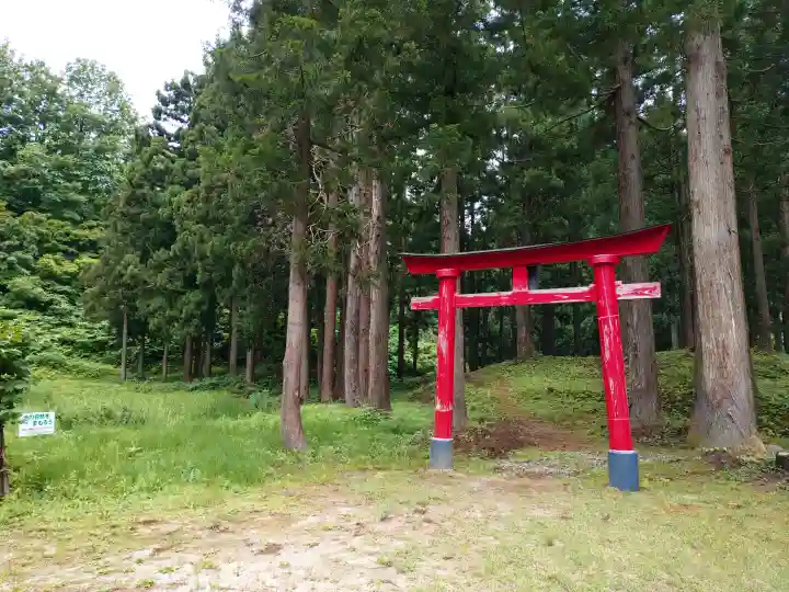郡殿の池弁財天社(新潟県)