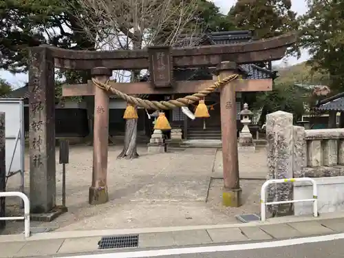 野蛟神社の鳥居