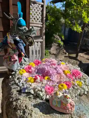 御井神社の{uncategorized: "未分類", other: "その他", undefined: "問題あり", building: "その他建物", grave: "お墓", sacred_gate: "鳥居", guardian: "狛犬", statue: "像", buddha: "仏像", history: "歴史", nature: "自然", garden: "庭園", animal: "動物", pagoda: "塔", temizu: "手水舎", mountain_gate: "山門・神門", sanctuary: "本殿・本堂", subordinate: "末社・摂社", art: "芸術", scenery: "景色", jizo: "地蔵", ema: "絵馬", goshuin: "御朱印", omikuji: "おみくじ", items: "授与品その他", amulet: "お守り", goshuincho: "御朱印帳", eats: "食事", festival: "お祭り", votive_dance: "神楽", shichigosan: "七五三参", wedding: "結婚式", experience: "体験その他", initially: "初詣", around: "周辺", anti_infection: "感染症対策"}