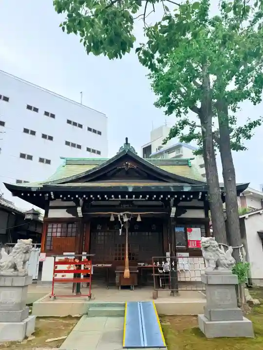 柳原稲荷神社の{uncategorized: "未分類", other: "その他", undefined: "問題あり", building: "その他建物", grave: "お墓", sacred_gate: "鳥居", guardian: "狛犬", statue: "像", buddha: "仏像", history: "歴史", nature: "自然", garden: "庭園", animal: "動物", pagoda: "塔", temizu: "手水舎", mountain_gate: "山門・神門", sanctuary: "本殿・本堂", subordinate: "末社・摂社", art: "芸術", scenery: "景色", jizo: "地蔵", ema: "絵馬", goshuin: "御朱印", omikuji: "おみくじ", items: "授与品その他", amulet: "お守り", goshuincho: "御朱印帳", eats: "食事", festival: "お祭り", votive_dance: "神楽", shichigosan: "七五三参", wedding: "結婚式", experience: "体験その他", initially: "初詣", around: "周辺", anti_infection: "感染症対策"}
