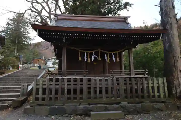 諏訪大社上社前宮(長野県)