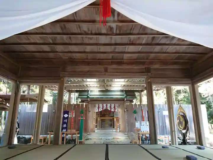 川添神社の本殿・本堂
