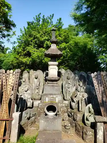 華徳院の塔