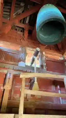 長命寺の{uncategorized: "未分類", other: "その他", undefined: "問題あり", building: "その他建物", grave: "お墓", sacred_gate: "鳥居", guardian: "狛犬", statue: "像", buddha: "仏像", history: "歴史", nature: "自然", garden: "庭園", animal: "動物", pagoda: "塔", temizu: "手水舎", mountain_gate: "山門・神門", sanctuary: "本殿・本堂", subordinate: "末社・摂社", art: "芸術", scenery: "景色", jizo: "地蔵", ema: "絵馬", goshuin: "御朱印", omikuji: "おみくじ", items: "授与品その他", amulet: "お守り", goshuincho: "御朱印帳", eats: "食事", festival: "お祭り", votive_dance: "神楽", shichigosan: "七五三参", wedding: "結婚式", experience: "体験その他", initially: "初詣", around: "周辺", anti_infection: "感染症対策"}