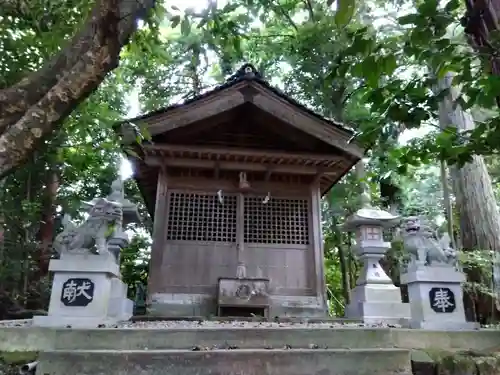 春日神社の末社