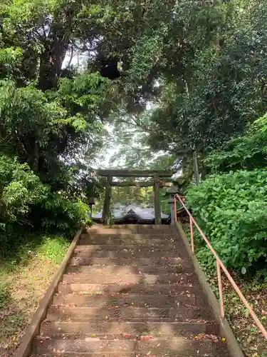 八幡神社の鳥居