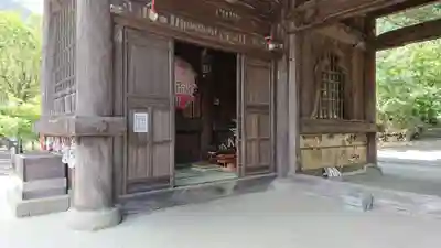 久遠寺の山門・神門