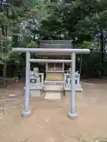 檜山神社(建部大社境外末社)の{uncategorized: "未分類", other: "その他", undefined: "問題あり", building: "その他建物", grave: "お墓", sacred_gate: "鳥居", guardian: "狛犬", statue: "像", buddha: "仏像", history: "歴史", nature: "自然", garden: "庭園", animal: "動物", pagoda: "塔", temizu: "手水舎", mountain_gate: "山門・神門", sanctuary: "本殿・本堂", subordinate: "末社・摂社", art: "芸術", scenery: "景色", jizo: "地蔵", ema: "絵馬", goshuin: "御朱印", omikuji: "おみくじ", items: "授与品その他", amulet: "お守り", goshuincho: "御朱印帳", eats: "食事", festival: "お祭り", votive_dance: "神楽", shichigosan: "七五三参", wedding: "結婚式", experience: "体験その他", initially: "初詣", around: "周辺", anti_infection: "感染症対策"}