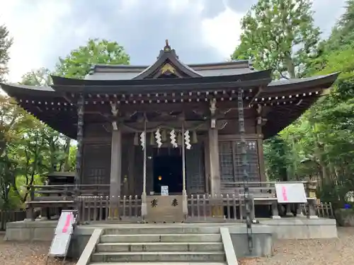 青渭神社の本殿