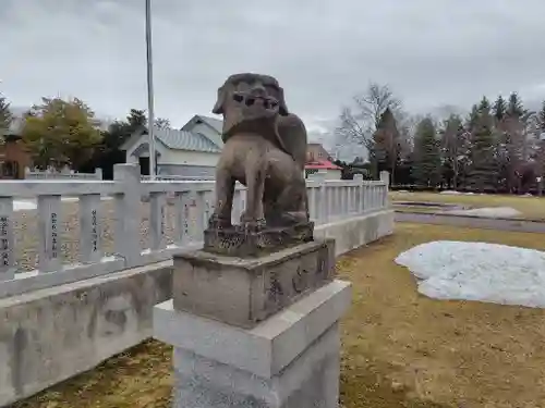 美瑛神社の狛犬