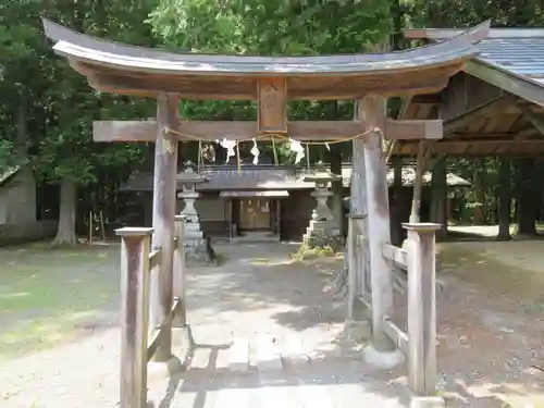 原野八幡宮の鳥居