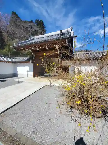 太山寺の山門