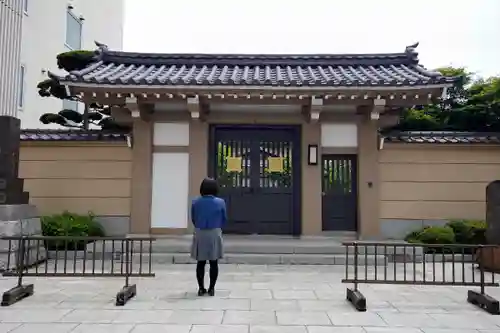 蓮香院の山門・神門