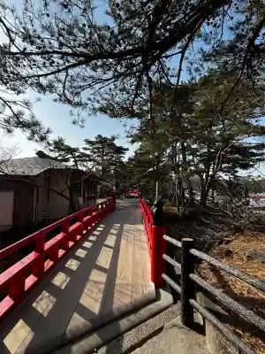 瑞巌寺五大堂の{uncategorized: "未分類", other: "その他", undefined: "問題あり", building: "その他建物", grave: "お墓", sacred_gate: "鳥居", guardian: "狛犬", statue: "像", buddha: "仏像", history: "歴史", nature: "自然", garden: "庭園", animal: "動物", pagoda: "塔", temizu: "手水舎", mountain_gate: "山門・神門", sanctuary: "本殿・本堂", subordinate: "末社・摂社", art: "芸術", scenery: "景色", jizo: "地蔵", ema: "絵馬", goshuin: "御朱印", omikuji: "おみくじ", items: "授与品その他", amulet: "お守り", goshuincho: "御朱印帳", eats: "食事", festival: "お祭り", votive_dance: "神楽", shichigosan: "七五三参", wedding: "結婚式", experience: "体験その他", initially: "初詣", around: "周辺", anti_infection: "感染症対策"}