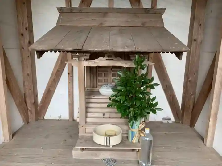 明王神社の本殿・本堂