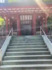 霊山寺の山門