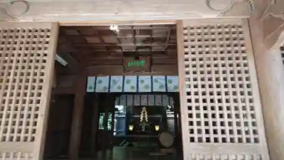 秦神社の本殿・本堂