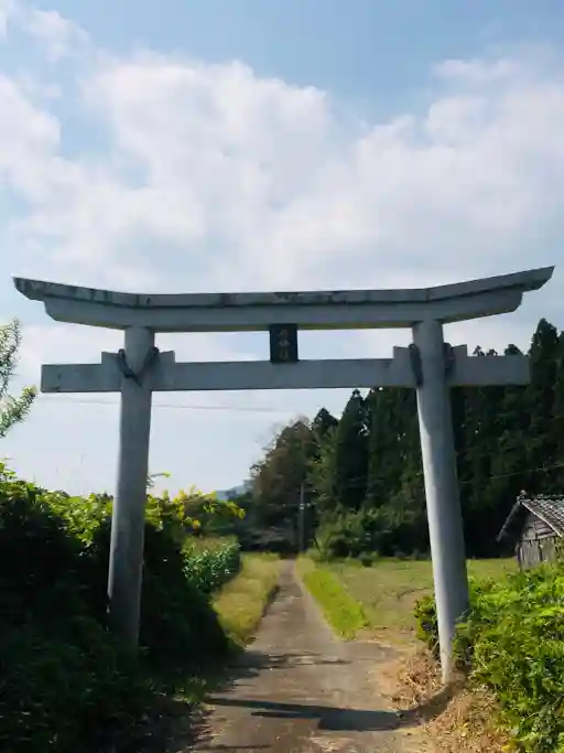 南神社の鳥居