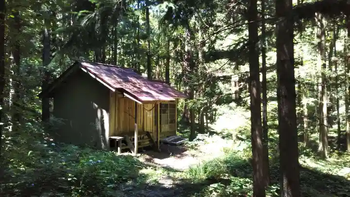 南昌山神社の周辺