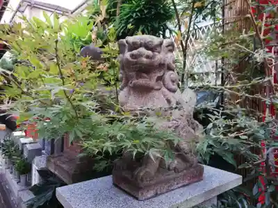 豊受稲荷本宮の狛犬