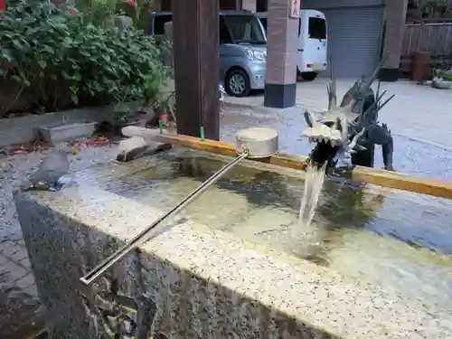 川越八幡宮の手水舎