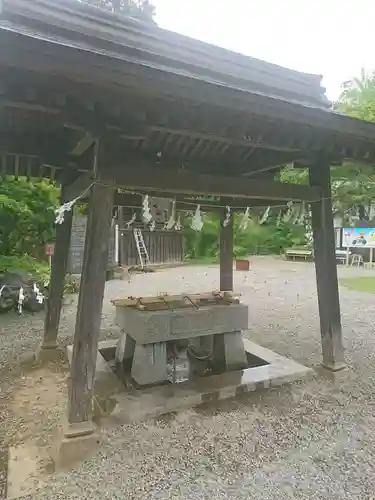 小鹿神社の手水舎