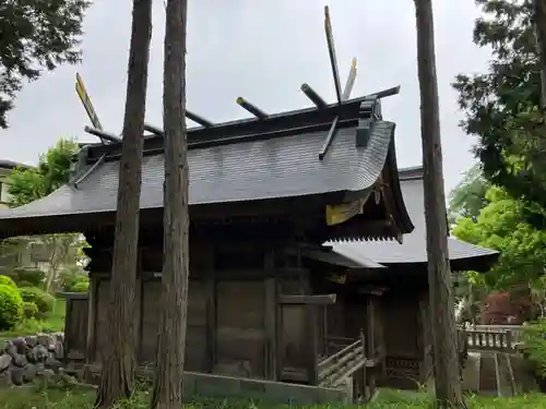 亀井神社の本殿・本堂