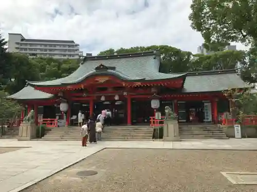 生田神社の本殿・本堂