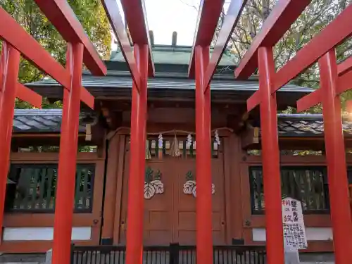 服部住吉神社の{uncategorized: "未分類", other: "その他", undefined: "問題あり", building: "その他建物", grave: "お墓", sacred_gate: "鳥居", guardian: "狛犬", statue: "像", buddha: "仏像", history: "歴史", nature: "自然", garden: "庭園", animal: "動物", pagoda: "塔", temizu: "手水舎", mountain_gate: "山門・神門", sanctuary: "本殿・本堂", subordinate: "末社・摂社", art: "芸術", scenery: "景色", jizo: "地蔵", ema: "絵馬", goshuin: "御朱印", omikuji: "おみくじ", items: "授与品その他", amulet: "お守り", goshuincho: "御朱印帳", eats: "食事", festival: "お祭り", votive_dance: "神楽", shichigosan: "七五三参", wedding: "結婚式", experience: "体験その他", initially: "初詣", around: "周辺", anti_infection: "感染症対策"}
