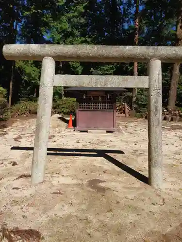 三所神社の末社