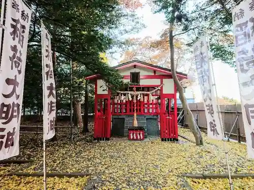 湯倉神社の末社・摂社